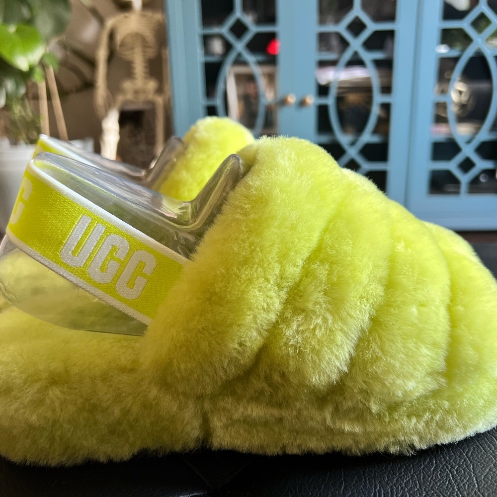 UGG Neon FLUFF YEAH Slippers NEW!